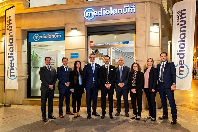 Banco Mediolanum: Financia tus sueños con préstamos 